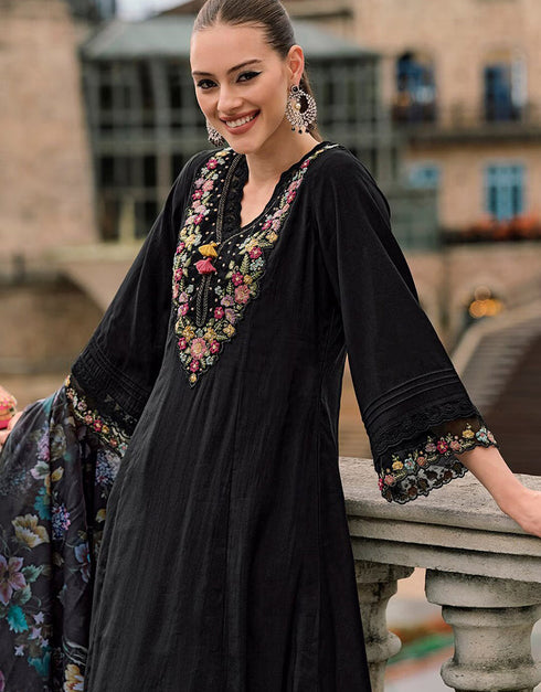 Trendy Pakistani Style Salwar Kameez Onyx Blended Silk Pant Straight Close-up View