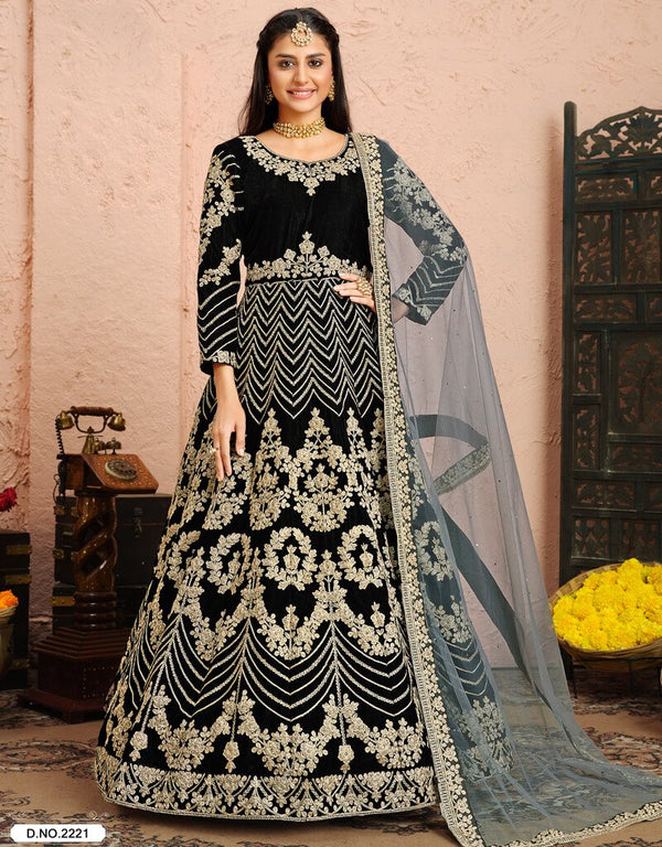 Black Anarkali style Suits 9000 Velvet Salwar Kameez in Embroidery, Stone and Lace Work