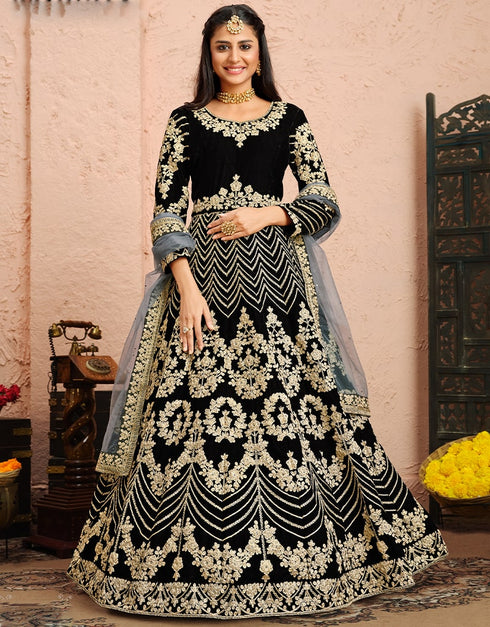 Black Velvet Anarkali Anarkali Closure View