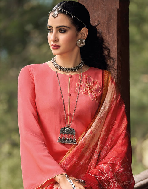 Dusty Pink Palazzo style Suit Pure Bamberg Silk Salwar Kameez in Digital Print, Embroidery & Lace Work Closure View Embroidery Back side View