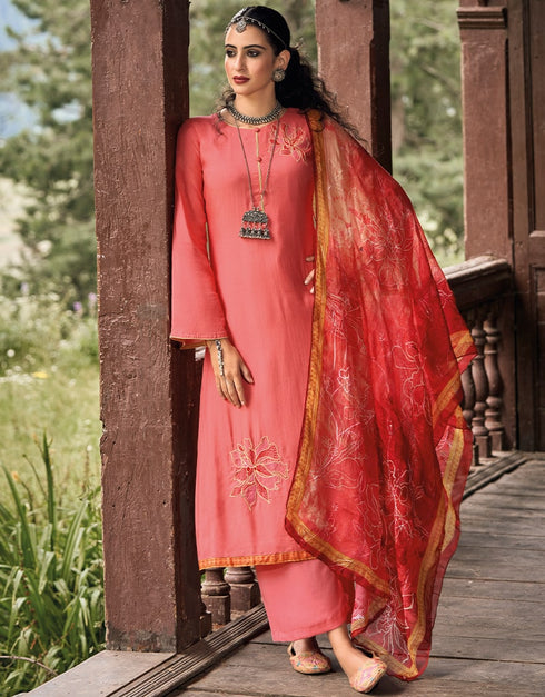 Dusty Pink Palazzo style Suit Pure Bamberg Silk Salwar Kameez in Digital Print, Embroidery & Lace Work Closure View