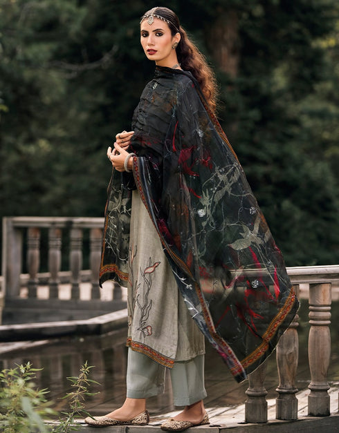 Grey Palazzo style Suit Pure Bamberg Silk Salwar Kameez in Digital Print, Embroidery & Lace Work Closure View