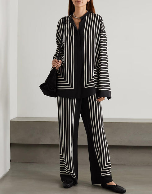 Black Premium Oversize Shirt Closure View