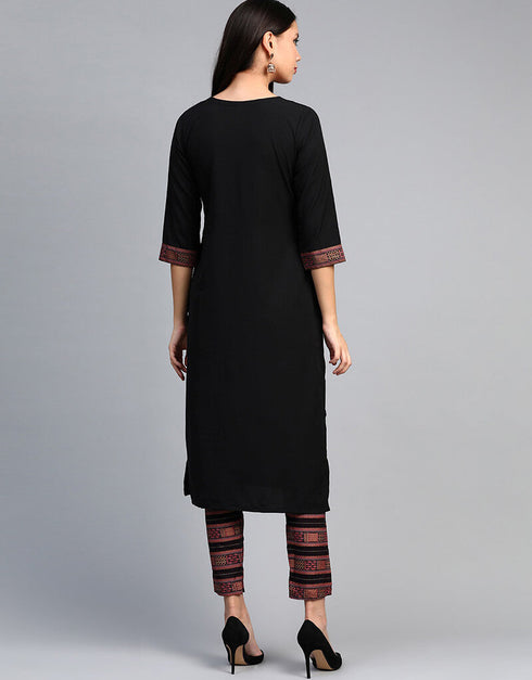 Black Crepe Suit Pant Closure View