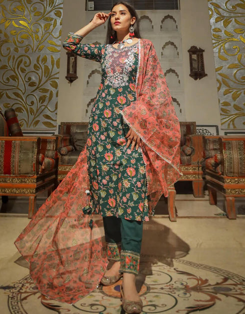 Teal Green Cotton Straight Pant Closure View