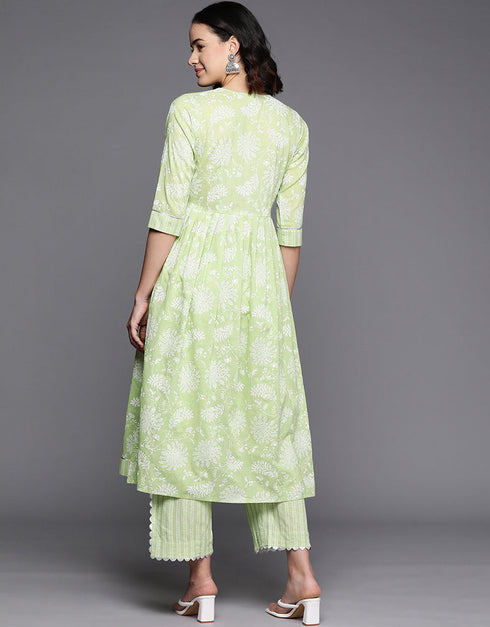 Light Green Pure Cotton Straight Palazzo Closure View
