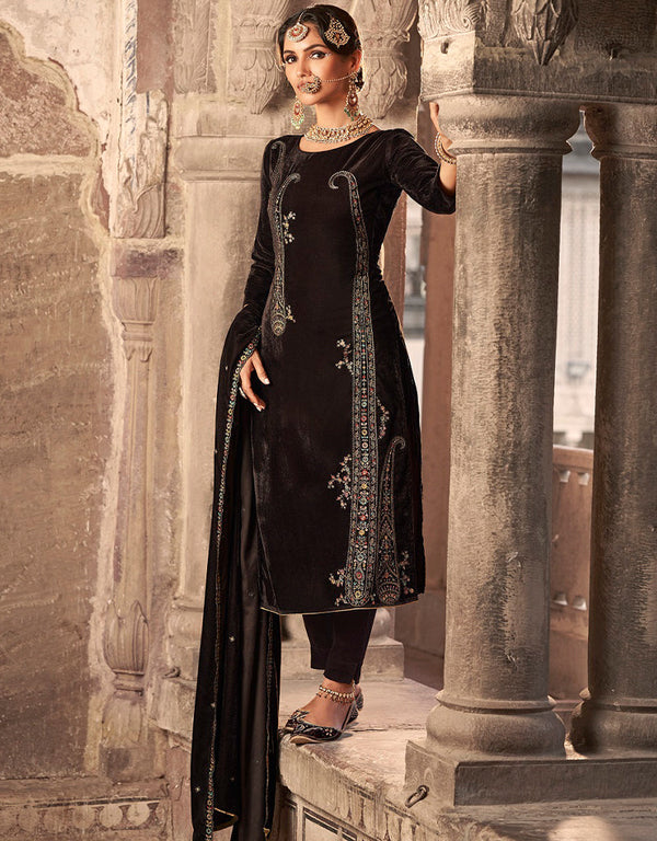 Heavy Designer Wedding Wear Velvet Salwar Suit Coffee Bean Velvet Pant Straight Front View