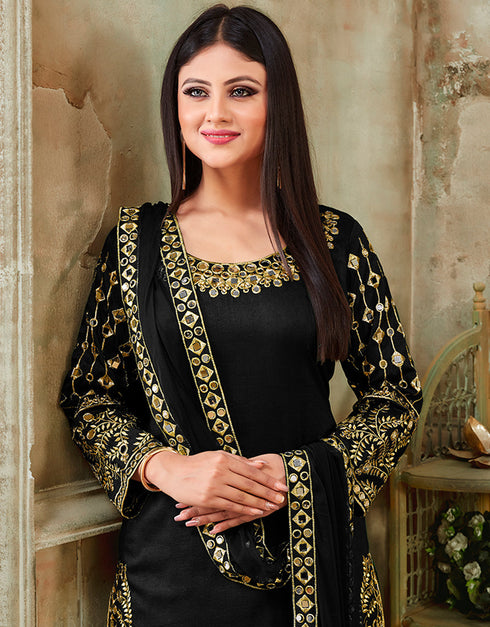 Black Art Silk Patiyala Suit Closure View