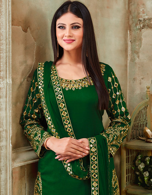 Green Art Silk Patiyala Suit Closure View