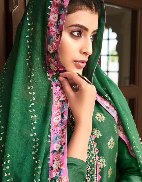 Green Pant style Suit Pure Silk Jacquard Salwar Kameez in Khatli Work, Embroidery, Digital Print & Lace Work Closure View