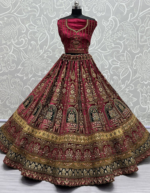 Traditional Wedding Wear Heavy Net Lehenga Choli Collection Pink Velvet Lehenga Choli Close-up View