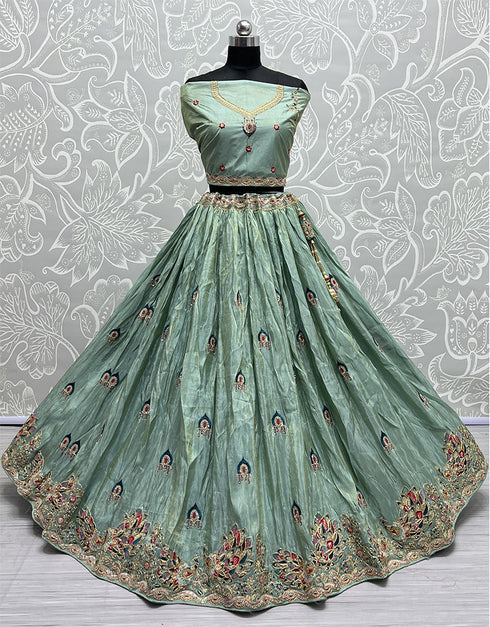 Heavy Designer Wedding Wear Bride Lehenga Choli Cadet Dolla Silk Lehenga Choli Close-up View
