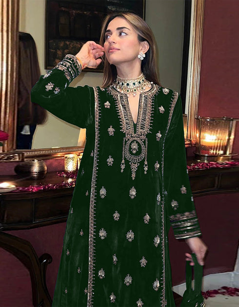 Heavy Designer Wedding Wear Velvet Salwar Suit Green Velvet Pant Straight Close-up View
