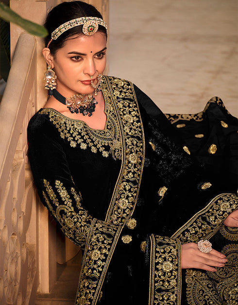chic black velvet designer traditional wedding wear salwar suit with black micro 13566-acy3438 Close-up View