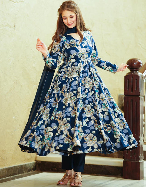Blue Muslin Pant Anarkali Closure View