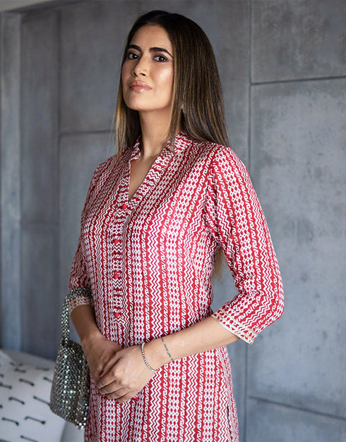 stylish maroon red pure maslin designer pure maslin heavy digital print kurti & plazzo straight design pant uc-aayaa2001 Back View