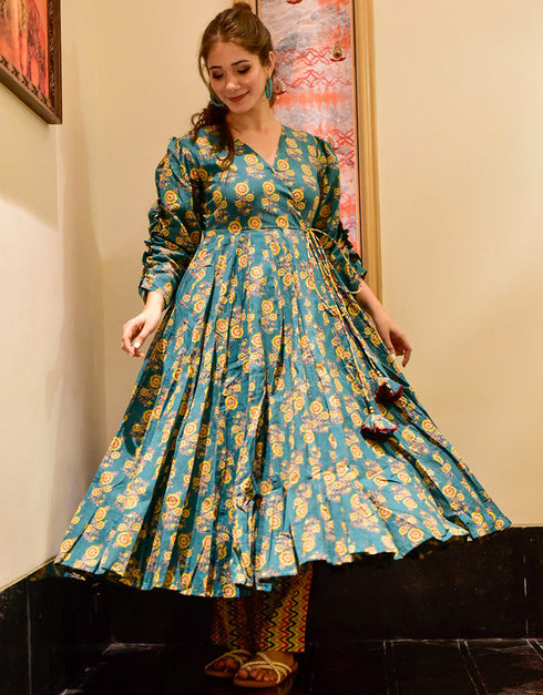 modern multi cotton silk designer cotton silk heavy digital print multi suit anarkali design pant uc-aayaa6003 Close-up View