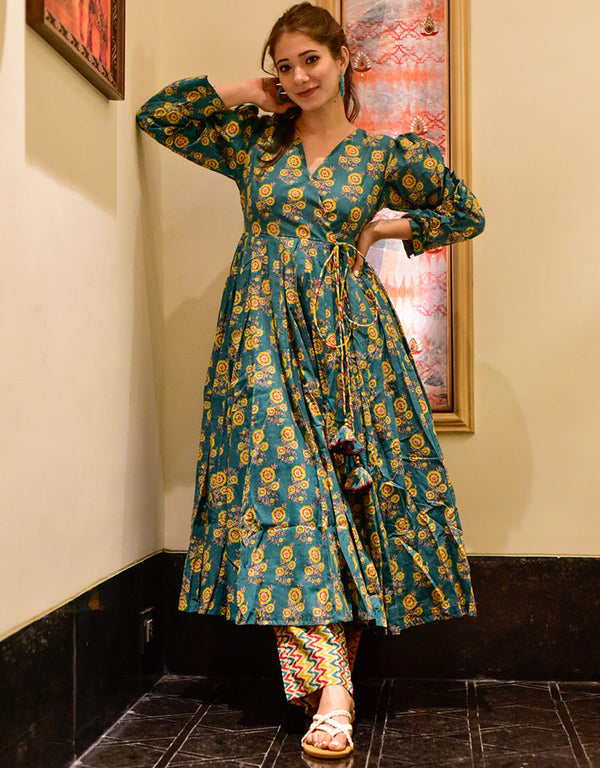 modern multi cotton silk designer cotton silk heavy digital print multi suit anarkali design pant uc-aayaa6003 Front View