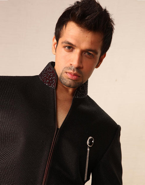 black Indo western black jute Patiyala Closure View