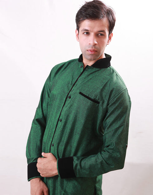 Fascinating Green Indo western Linen Chudidaar Closure View