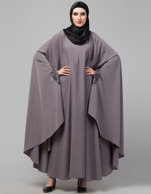 Islamic Embroidered Irani Kaftan In Light purple Color Front View