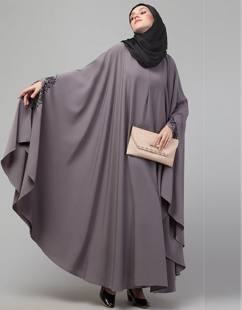 Islamic Embroidered Irani Kaftan In Light purple Color Close-up View