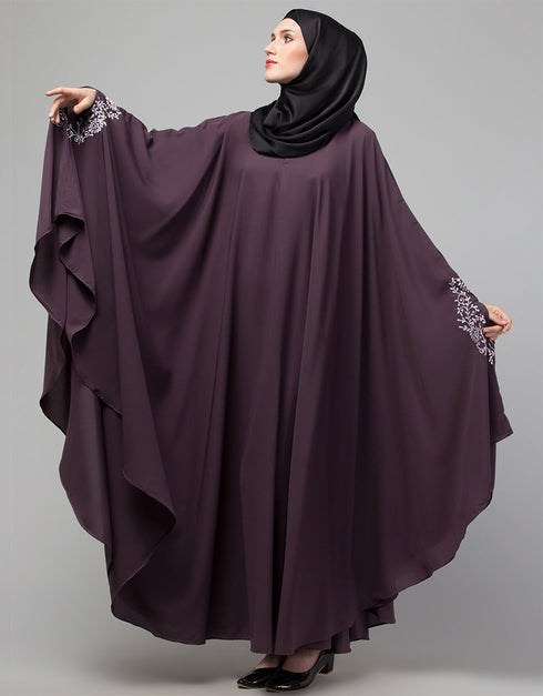 Muslim Embroidered Irani Kaftan In Dusty purple Color Close-up View