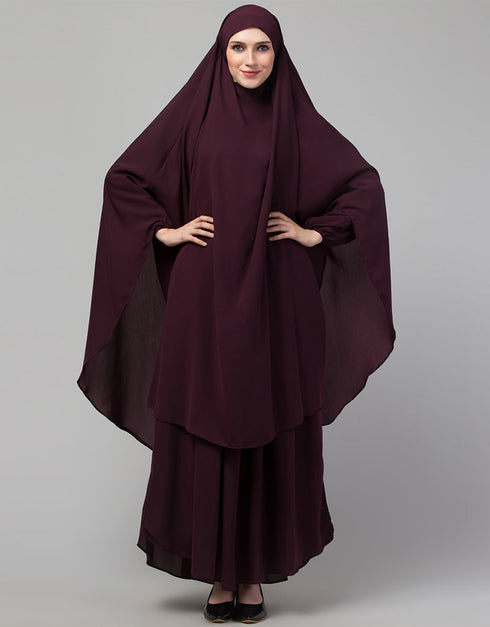 Trendy 3 pcs set of Abaya Khimer and Nose piece Close-up View
