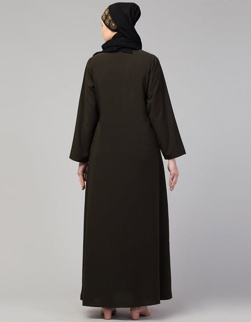 Dubai Flared casual abaya for its versatile design In the Shade of Olive