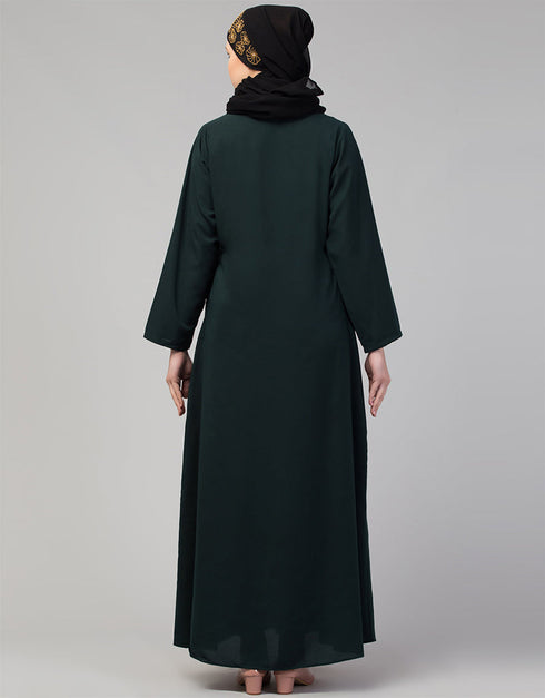 Muslim Basic abaya with a flared hem for a relaxed and stylish look In Color bottle green