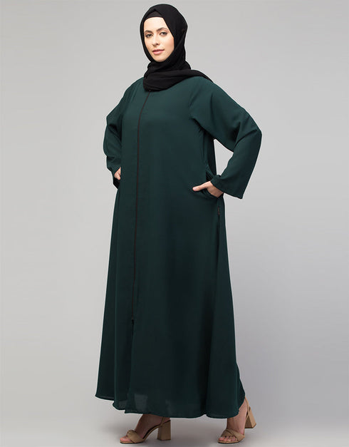 Trendy Basic Abaya with Front Zip for Everyday Comfort In the Color Green