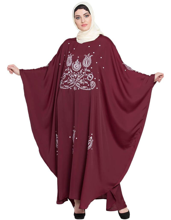 Women Thread Embroidered Nida Kaftan Maroon
