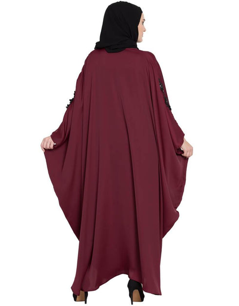 Trendy embellished patch Nida Kaftan Maroon