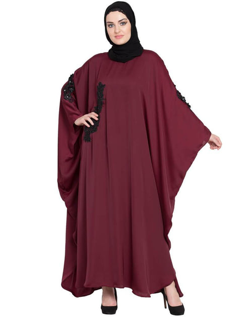 Trendy embellished patch Nida Kaftan Maroon