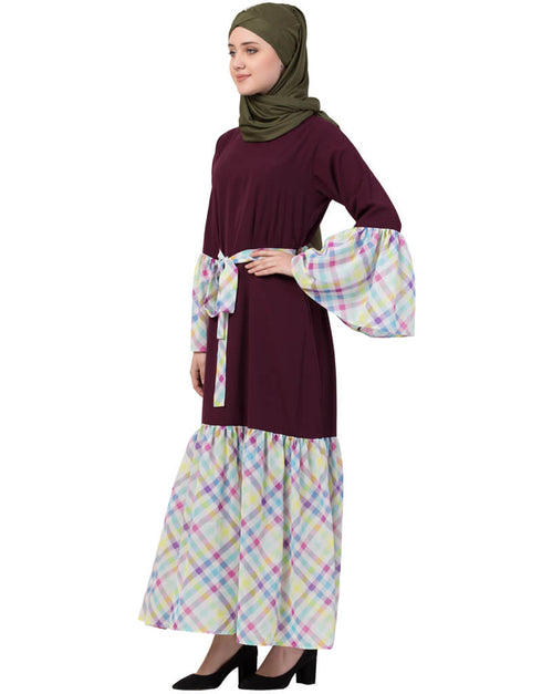 Chic Bell Sleeve Printed Checks Casual Abaya Wine
