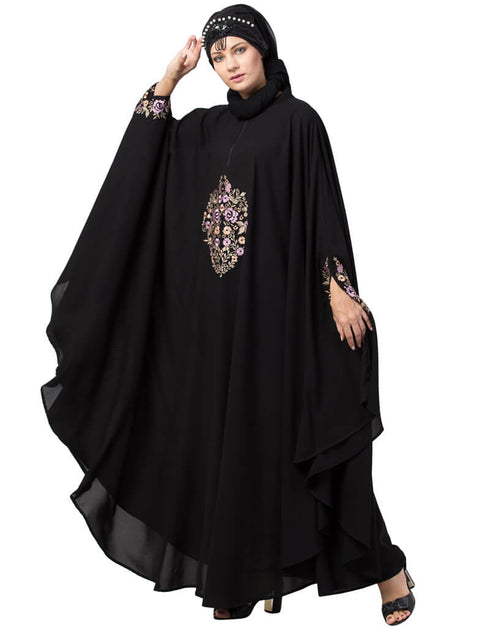 Chic Center Embroidered Irani Kaftan Black