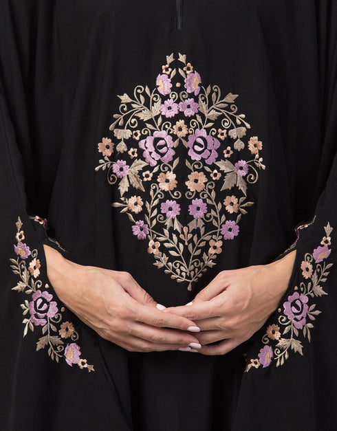 Chic Center Embroidered Irani Kaftan Black