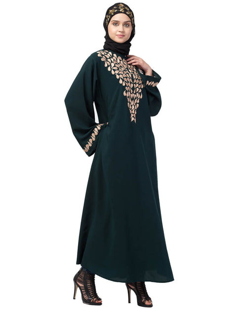 Chic Round Neck Front and sleeve drop Embroidery Abaya Green