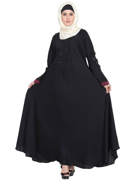 Trendy Embroidered Patch Umbrella Black Abaya Black