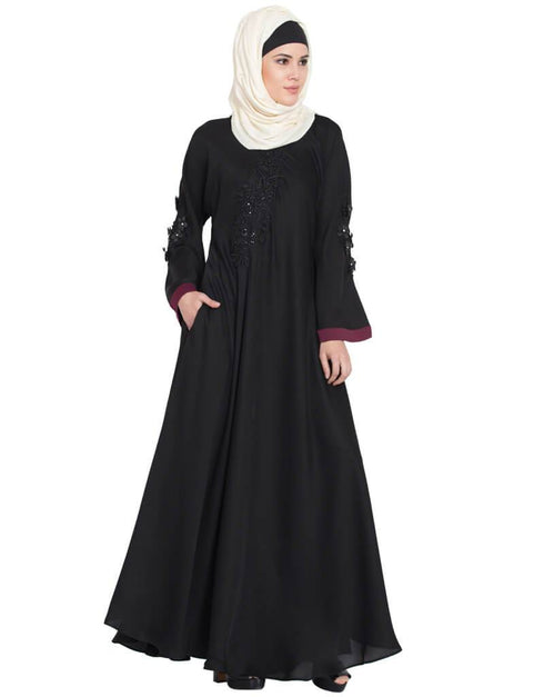 Trendy Embroidered Patch Umbrella Black Abaya Black