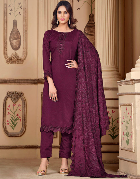 chic wine rangoli silk heavy designer suit collection here with wine rangoli silk 13439-prt19374 Close-up View