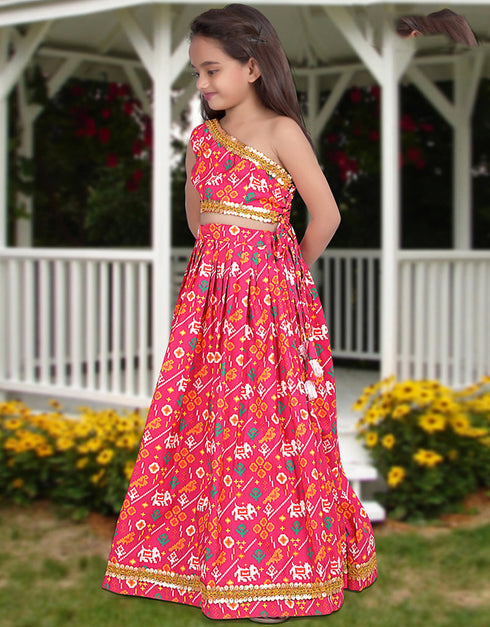 all season designer digital print work silk pink kids lehenga choli silk heavy soft net pink uf-yaana102 Close-up View