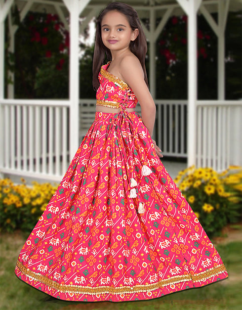 all season designer digital print work silk pink kids lehenga choli silk heavy soft net pink uf-yaana102 Side View