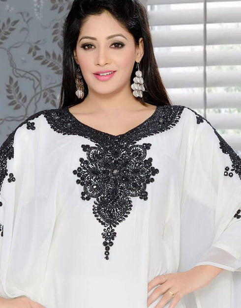 Farasha style Kaftan With Black Embroidery