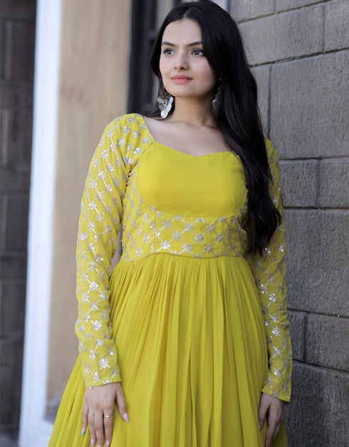 Sophisticated Green Butterfly Net Designer Function Wear Heavy Salwar Suit Collection With Green American Crepe